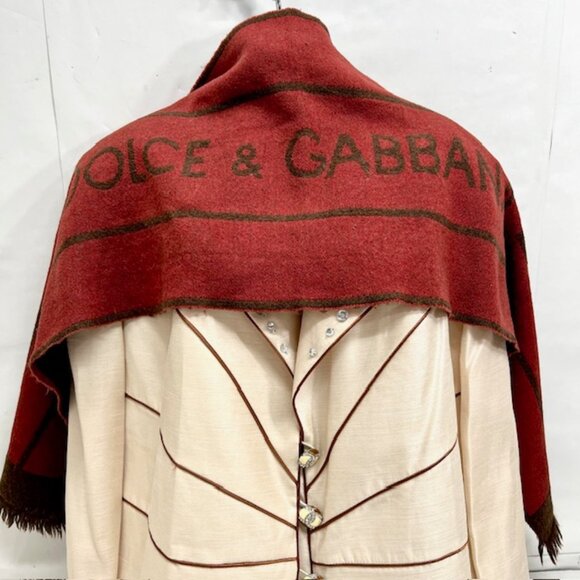 #1  ,  Vintage Dolce & Gabbana wool scarf for both men or women in burgundy brow - Picture 2 of 9